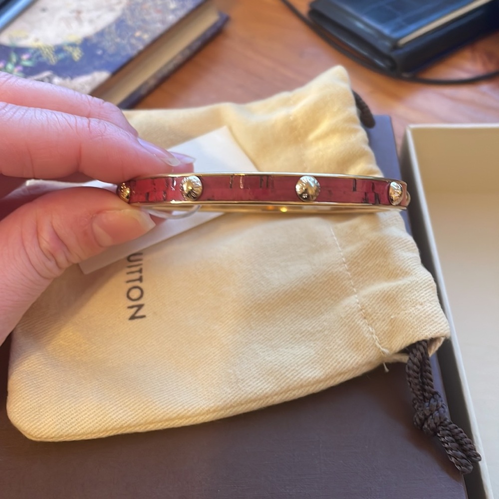 Louis Vuitton gimme a break bangle bracelet - Picture 7 of 8